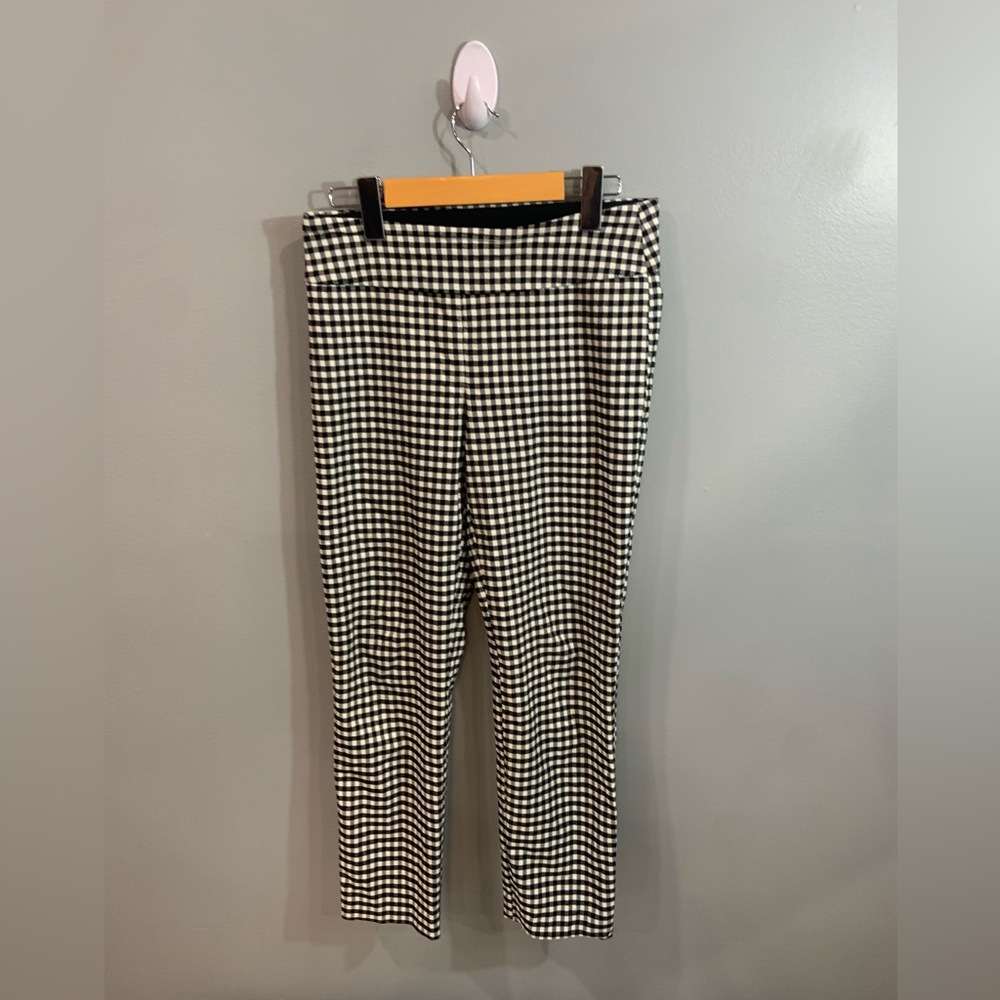 Black and White Cropped Checkered Pants